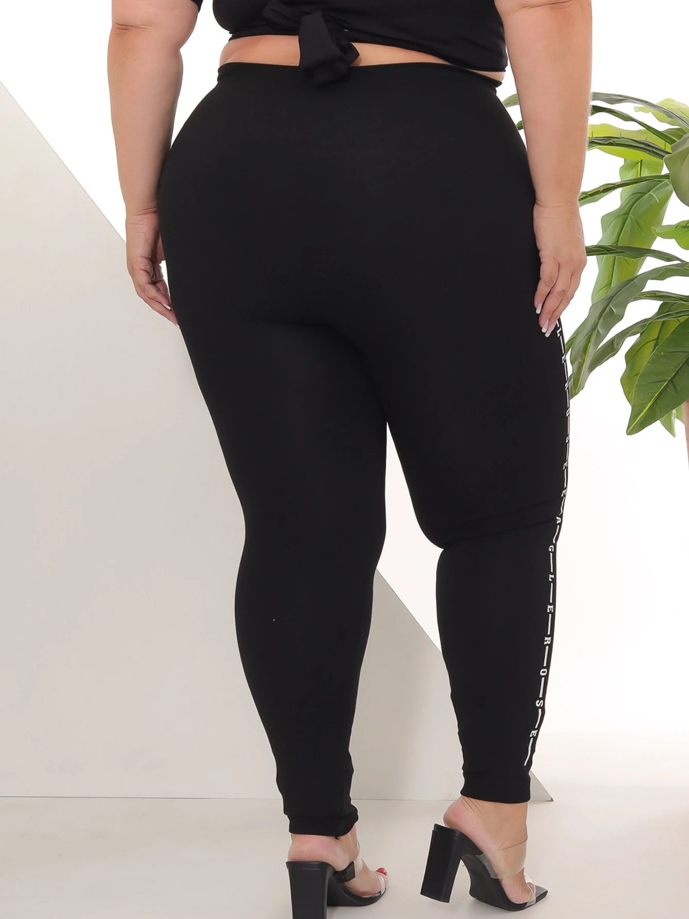 Calça Legging Femininam Plus Size Levanta Bumbum Cintura Alta Total Black Confortável Algodão Modela Corpo